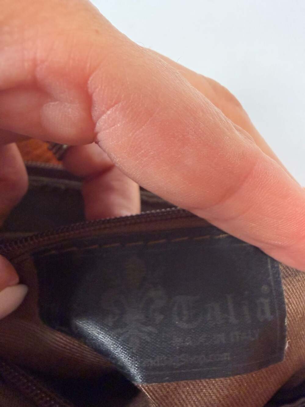 Talia Made in Italy Orange Genuine Leather Convertible Shoulder Bag Backpack - Picture 5 of 9